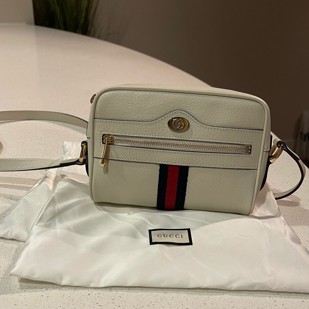 Gucci Authentic Purse